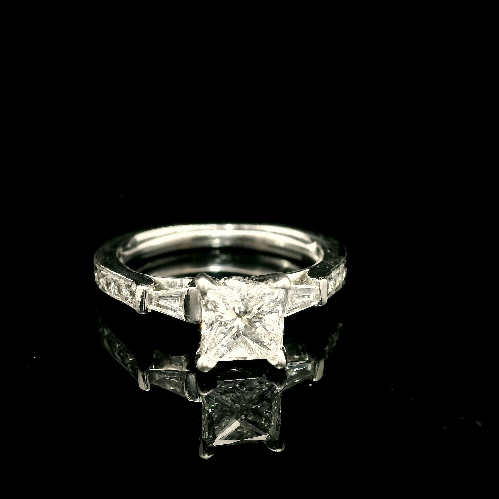 Diamond Engagement Rings-Natural