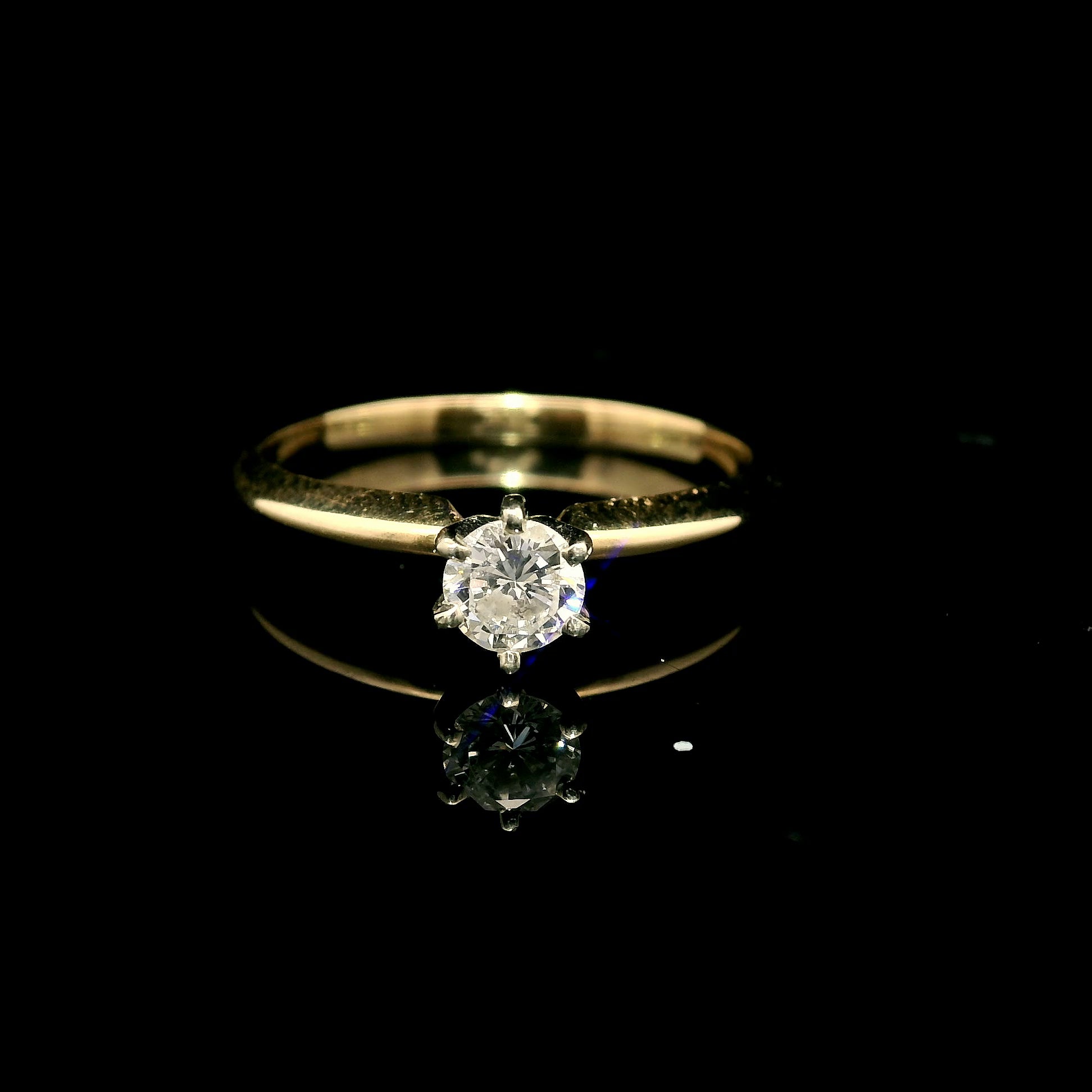 Diamond Engagement Rings-Natural