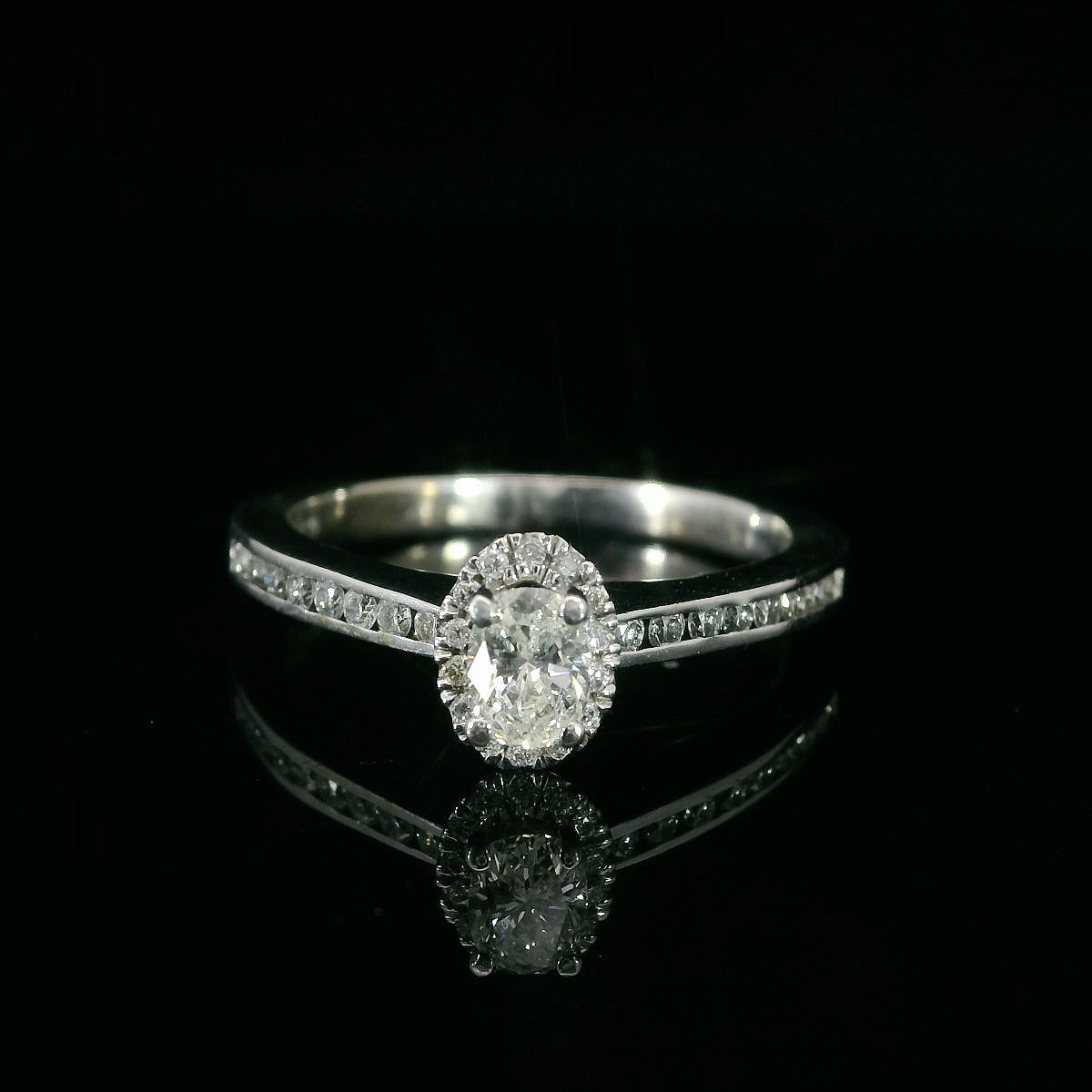 Diamond Engagement Rings-Natural