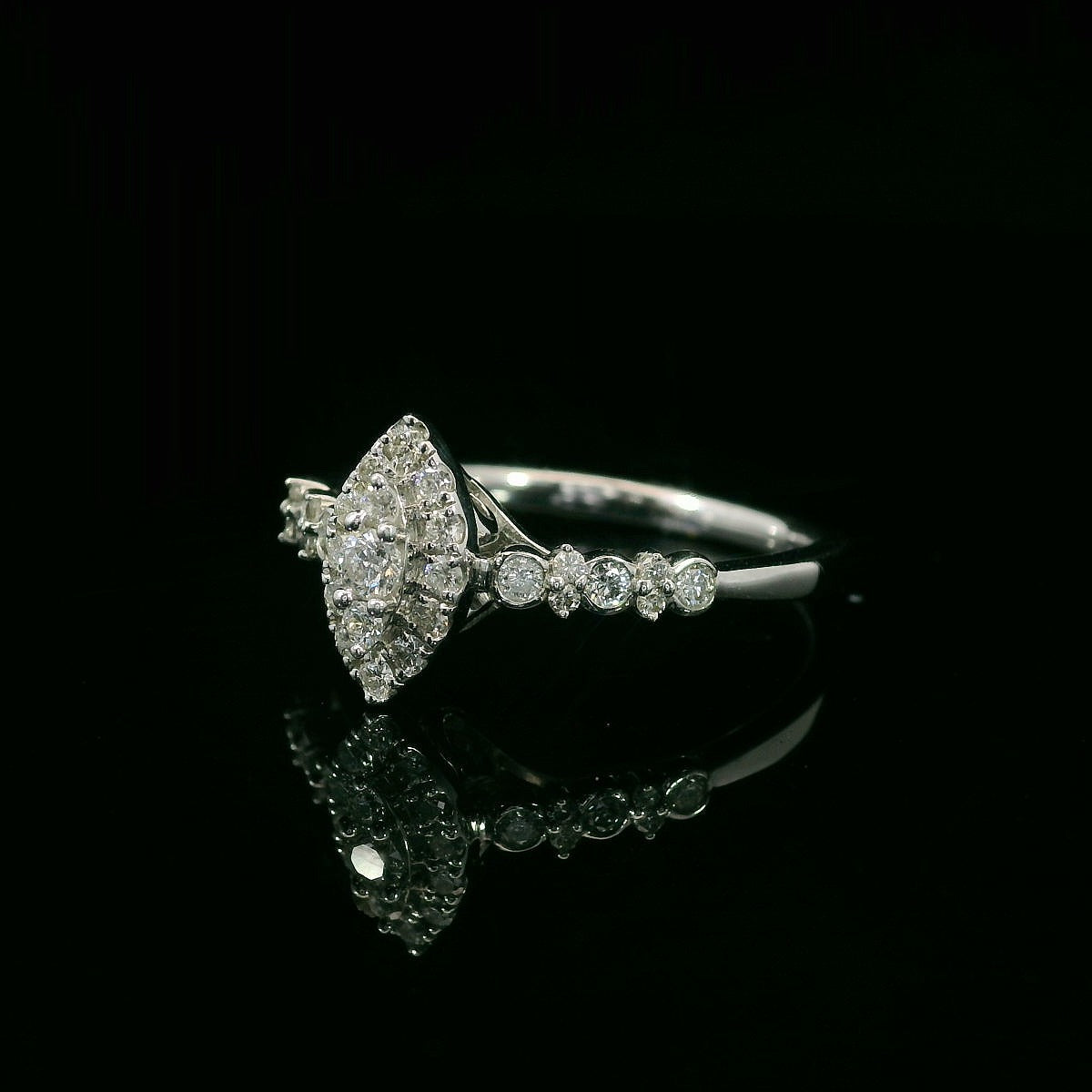 Diamond Engagement Rings-Natural