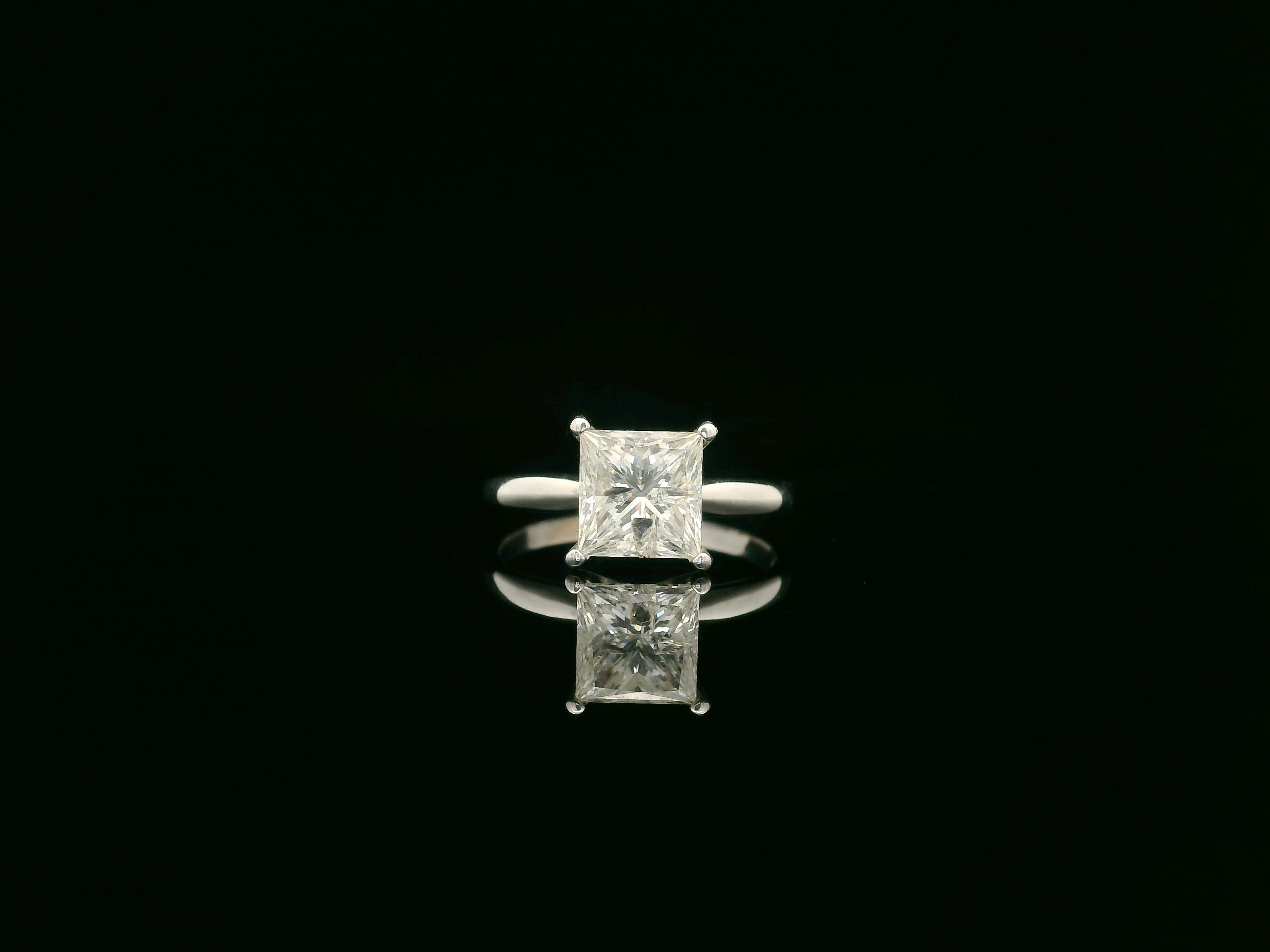 Diamond Engagement Rings-Natural