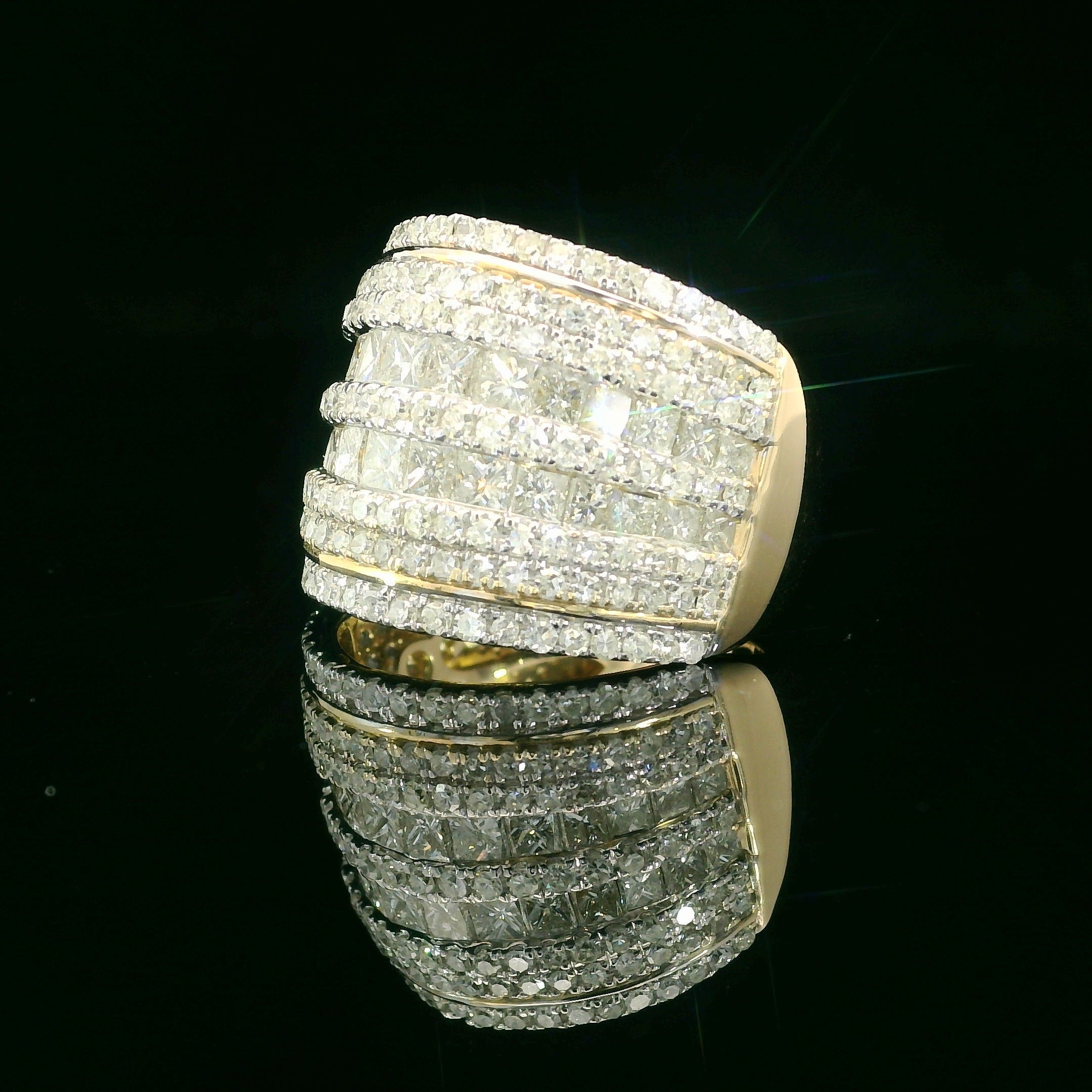 Diamond Fashion Rings  -  Women's